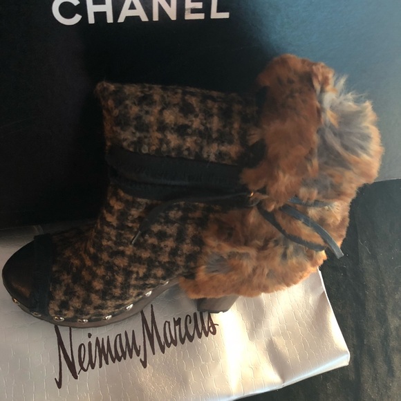Authentic CHANEL RUNWAY Boots - Picture 5 of 8
